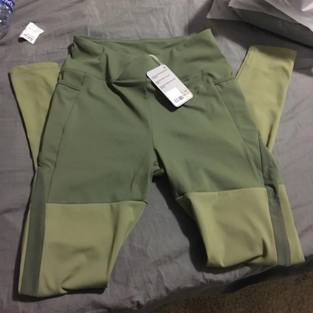 Gymshark x Nikki B Season 2 Dynamic Legging